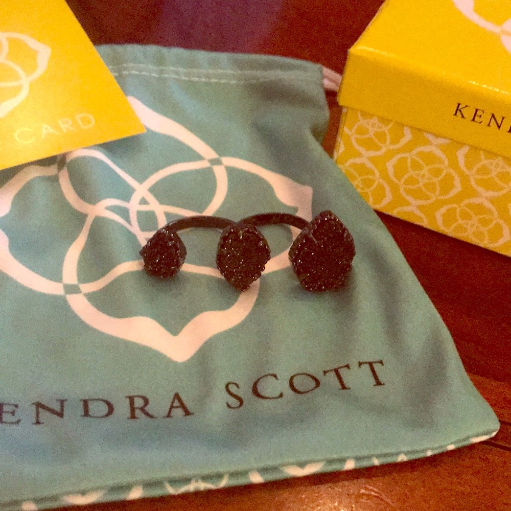 Kendra Scott Naomi Two-Finger Ring BRAND NEW